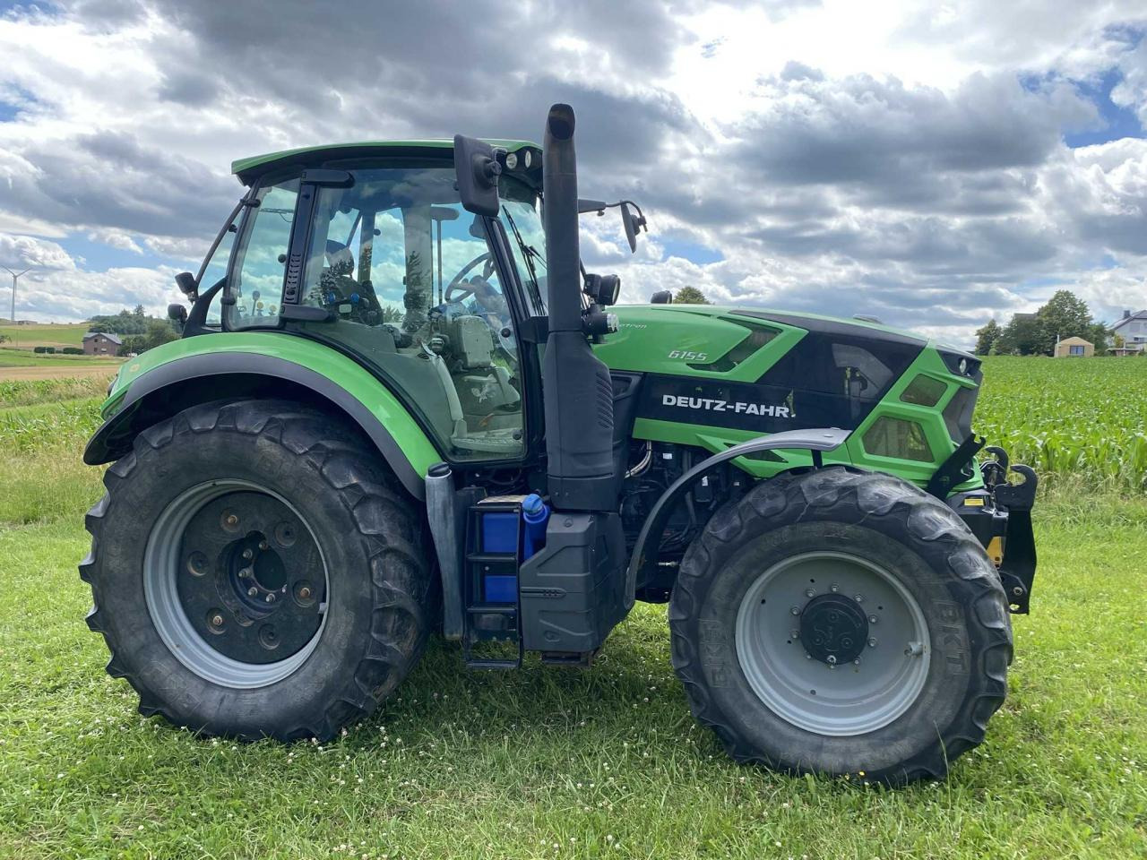 Deutz-Fahr 6155 Agrotron - Tracteur agricole: photos 2 Deutz-Fahr 6155 Agrotron - Tracteur agricole: photos 2