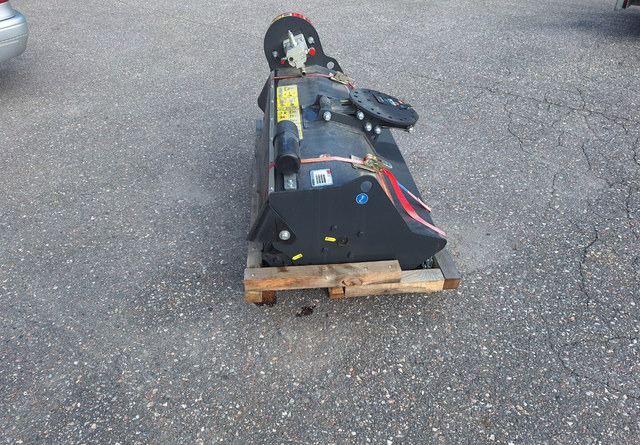 Seppi MH3 125cm Kampanja ! - Broyeur à axe horizontal: photos 5 Seppi MH3 125cm Kampanja ! - Broyeur à axe horizontal: photos 5