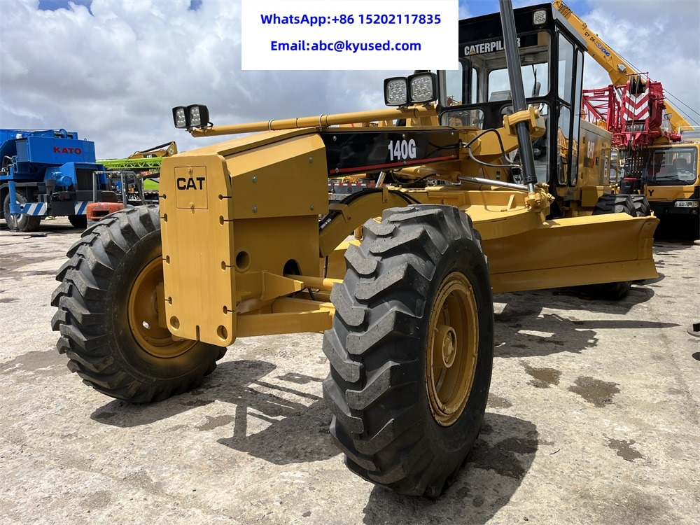 Niveleuse CATERPILLAR 140g 140h 140k 14h 120g 120h 160h 140m 12g: photos 9 Niveleuse CATERPILLAR 140g 140h 140k 14h 120g 120h 160h 140m 12g: photos 9
