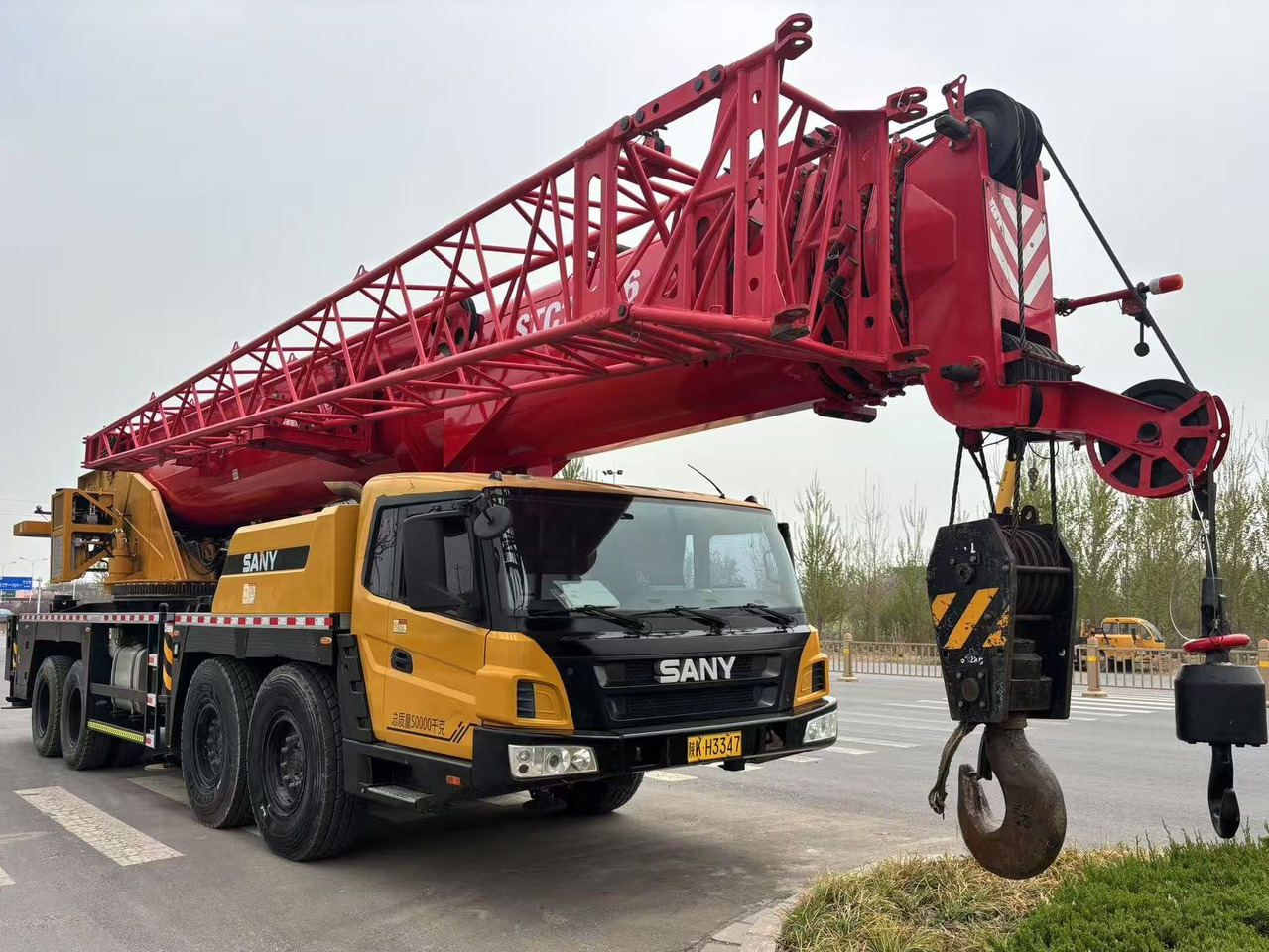 SANY STC800T6 STC80T6 STC800T5 STC80T5 STC500 50ton 80ton truck crane - Grue mobile: photos 2 SANY STC800T6 STC80T6 STC800T5 STC80T5 STC500 50ton 80ton truck crane - Grue mobile: photos 2
