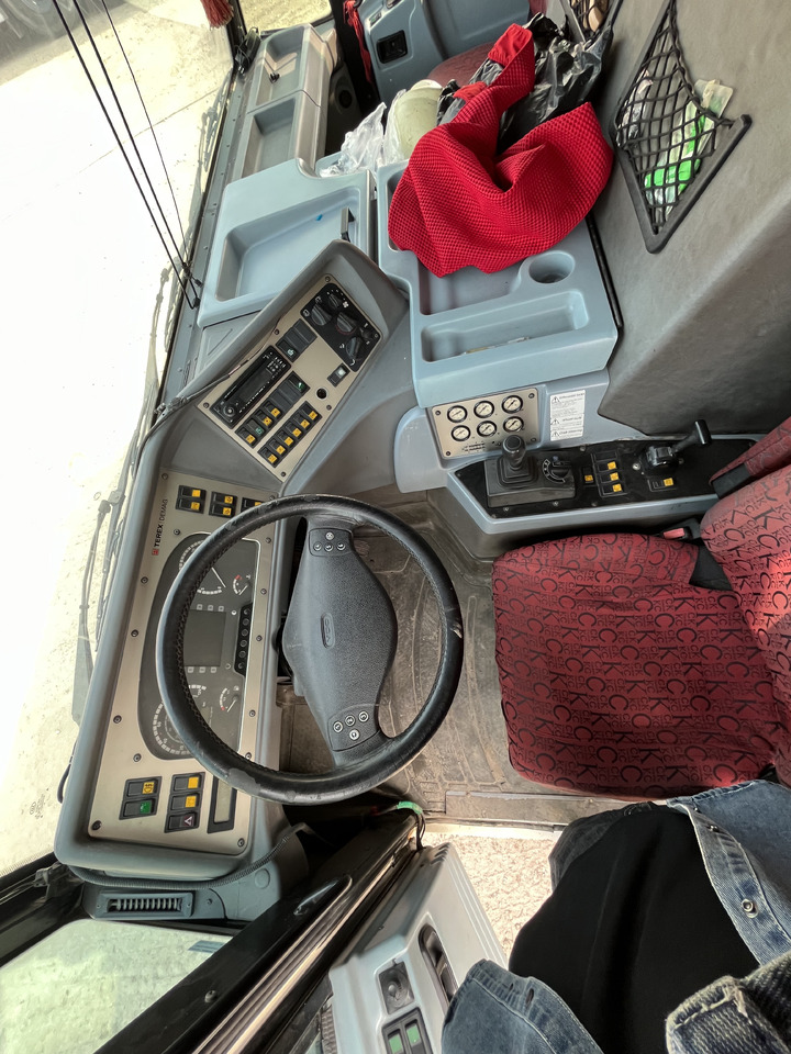 TEREX AC300 AC250 300 ton terex truck crane - Grue mobile: photos 4 TEREX AC300 AC250 300 ton terex truck crane - Grue mobile: photos 4