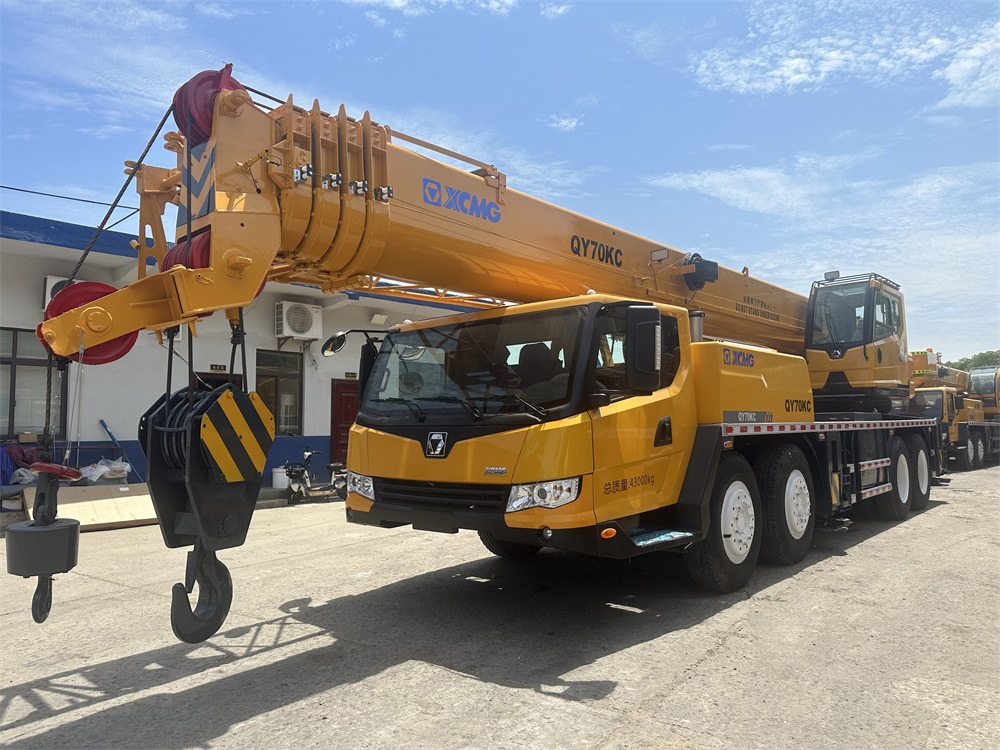 XCMG 70 ton QY70KC XCT75 QY75K QY70KS QY50KC QY100K xct80 truck crane - Grue mobile: photos 1 XCMG 70 ton QY70KC XCT75 QY75K QY70KS QY50KC QY100K xct80 truck crane - Grue mobile: photos 1