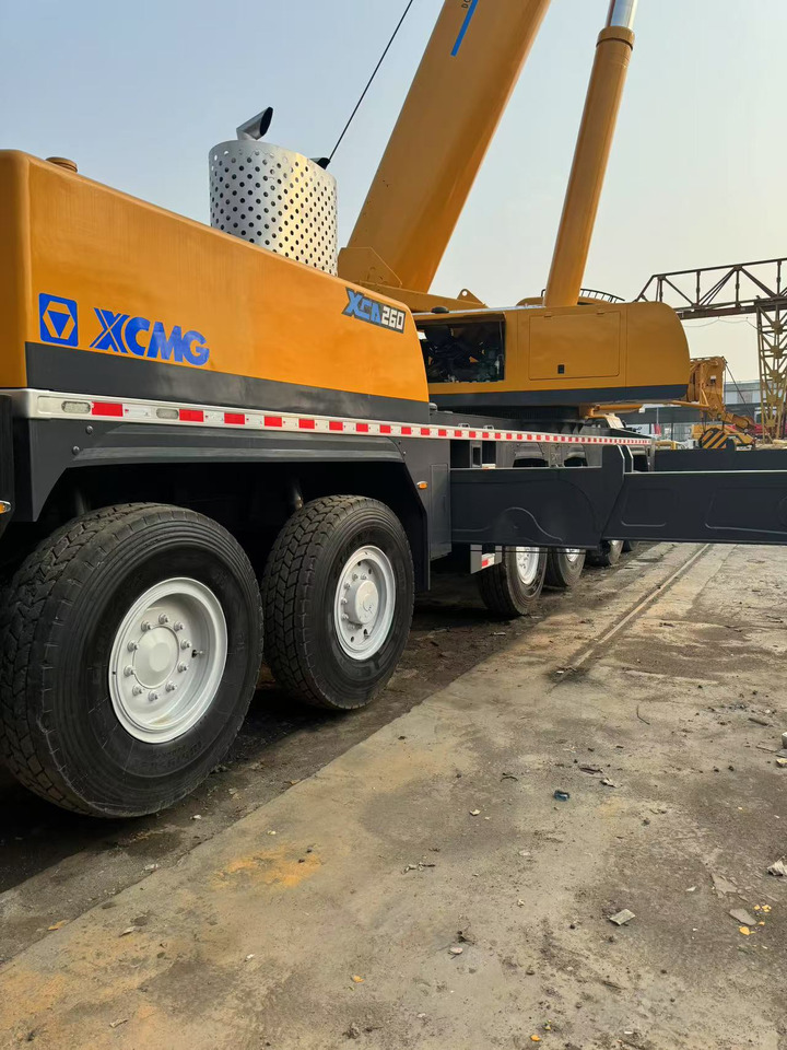 Grue tout-terrain XCMG QAY240 XCT240 XCA240 QY240K 240 ton 250 ton 300 ton 260 ton 200 ton 220 ton crane: photos 7