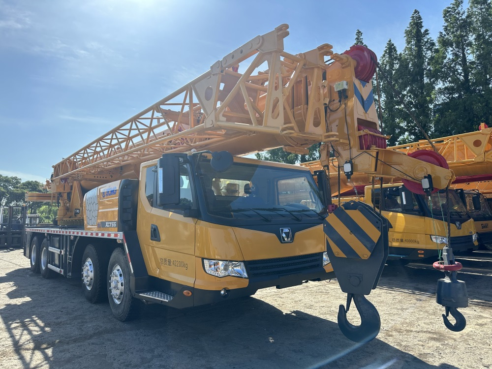 XCMG XCT55 XCT50 QY50KC QY50KA 55 ton 50 ton truck crane - Grue mobile: photos 2 XCMG XCT55 XCT50 QY50KC QY50KA 55 ton 50 ton truck crane - Grue mobile: photos 2