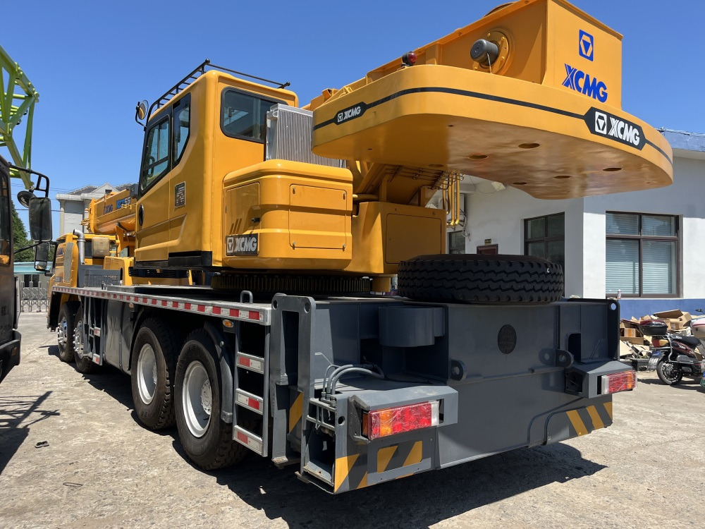 XCMG XCT55 XCT50 QY50KC QY50KA QY50K-II 25 ton 35 ton 40 ton 55 ton 50 ton 60 ton xcmg truck crane - Grue mobile: photos 4 XCMG XCT55 XCT50 QY50KC QY50KA QY50K-II 25 ton 35 ton 40 ton 55 ton 50 ton 60 ton xcmg truck crane - Grue mobile: photos 4