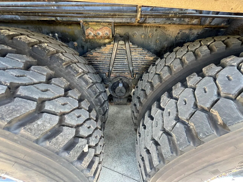 Camion ampliroll Mercedes-Benz SK 2638 V8 Ex-politie voertuig: photos 12 Camion ampliroll Mercedes-Benz SK 2638 V8 Ex-politie voertuig: photos 12