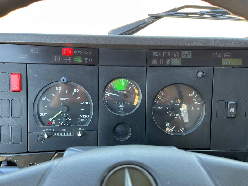 Camion ampliroll Mercedes-Benz SK 2638 V8 Ex-politie voertuig: photos 20 Camion ampliroll Mercedes-Benz SK 2638 V8 Ex-politie voertuig: photos 20