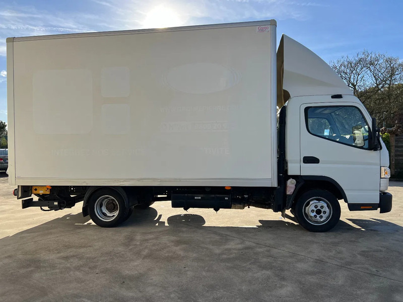 Mitsubishi Canter - Fourgon grand volume: photos 4 Mitsubishi Canter - Fourgon grand volume: photos 4