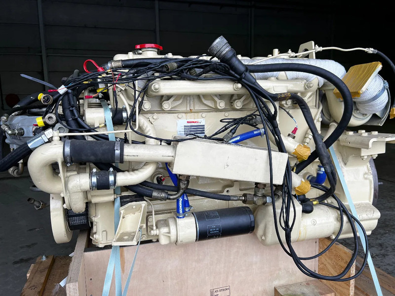 Steyr WD612.95 (20x stock) - Moteur: photos 3 Steyr WD612.95 (20x stock) - Moteur: photos 3