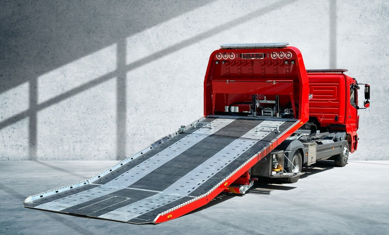 Mercedes-Benz Arocs NEW T-REX Mercedes Arocs silver - Remorqueuse: photos 3 Mercedes-Benz Arocs NEW T-REX Mercedes Arocs silver - Remorqueuse: photos 3