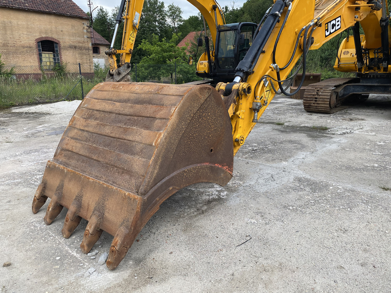 JCB JS 210 — crédit-bail JCB JS 210: photos 15