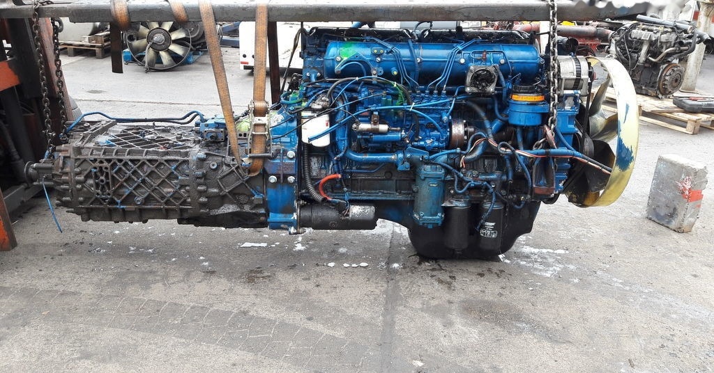 IVECO 8210.42L 420 E2   IVECO EuroTech Magirus - Moteur pour Camion: photos 1 IVECO 8210.42L 420 E2   IVECO EuroTech Magirus - Moteur pour Camion: photos 1