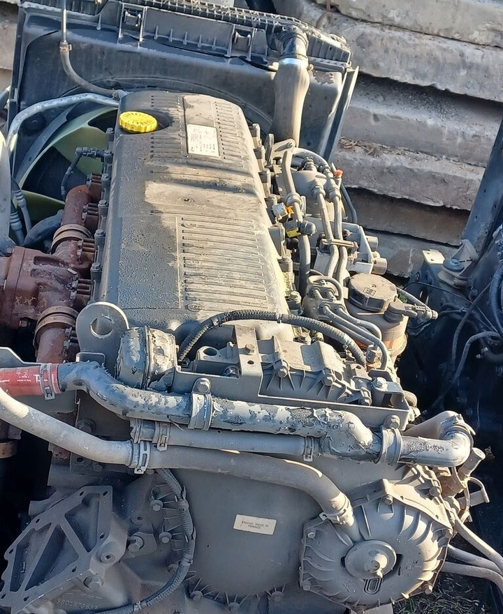 IVECO F3GGE611B*N   IVECO truck - Moteur pour Camion: photos 2 IVECO F3GGE611B*N   IVECO truck - Moteur pour Camion: photos 2