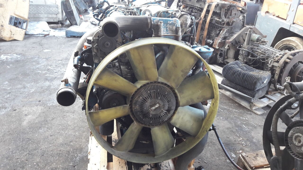 Renault Magirus 420 E2 Renault Magirus - Moteur pour Camion: photos 4 Renault Magirus 420 E2 Renault Magirus - Moteur pour Camion: photos 4