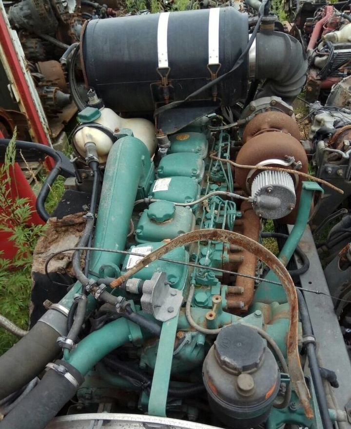 Volvo D10A 320 Volvo FL FM - Moteur pour Camion: photos 3 Volvo D10A 320 Volvo FL FM - Moteur pour Camion: photos 3