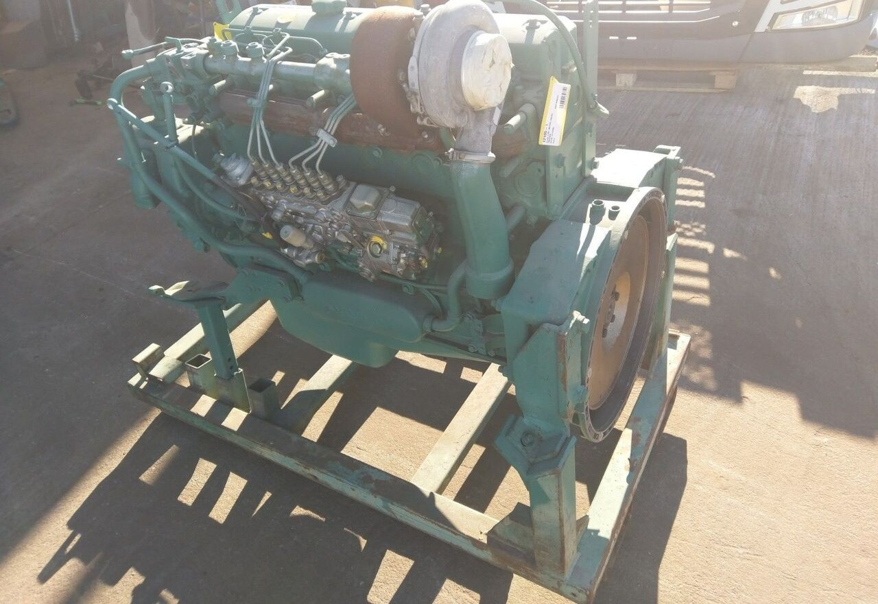 Volvo FL7 - Moteur pour Camion: photos 1 Volvo FL7 - Moteur pour Camion: photos 1