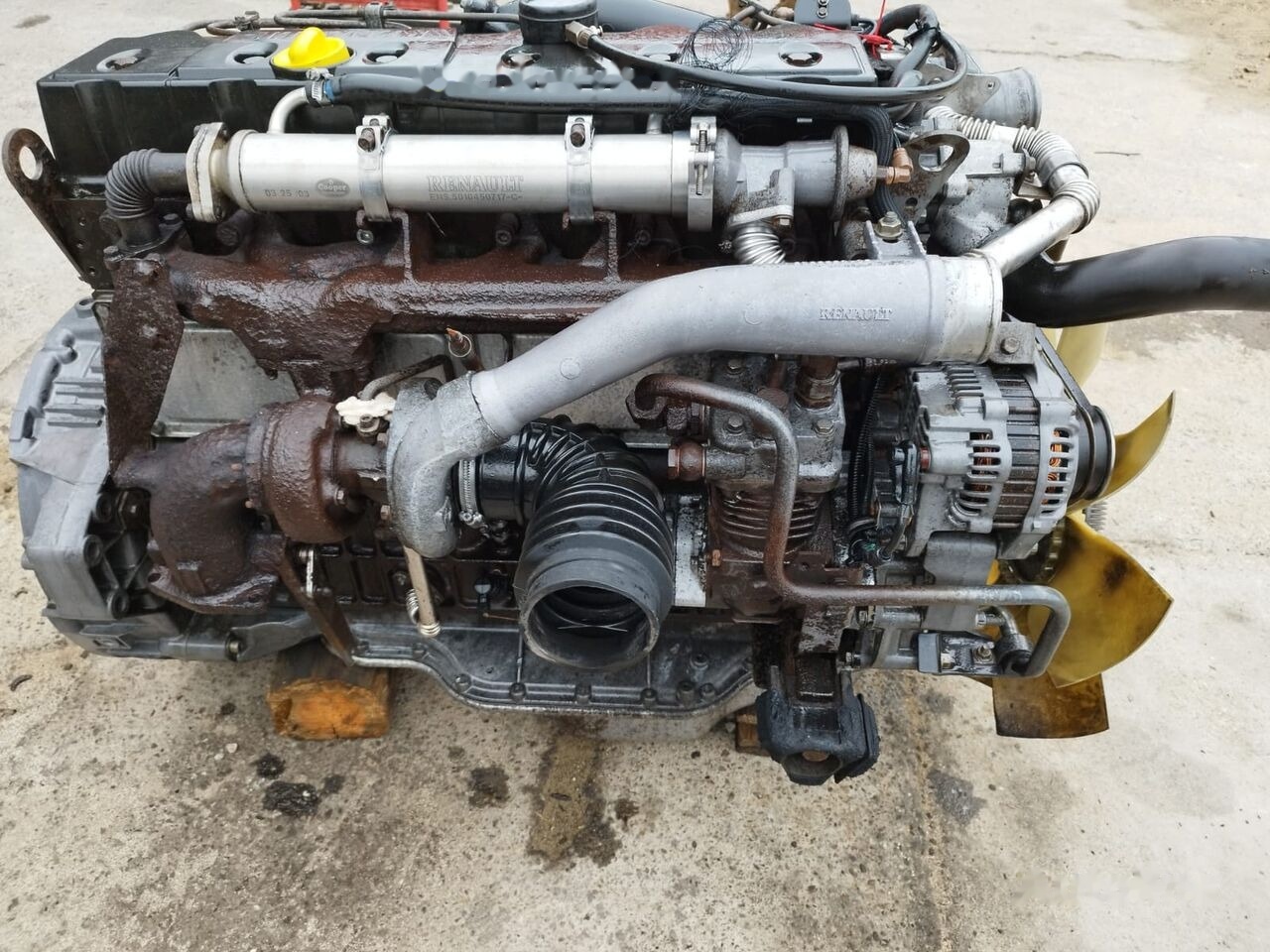 Renault DCI6 Renault PREMIUM truck - Moteur pour Camion: photos 2 Renault DCI6 Renault PREMIUM truck - Moteur pour Camion: photos 2