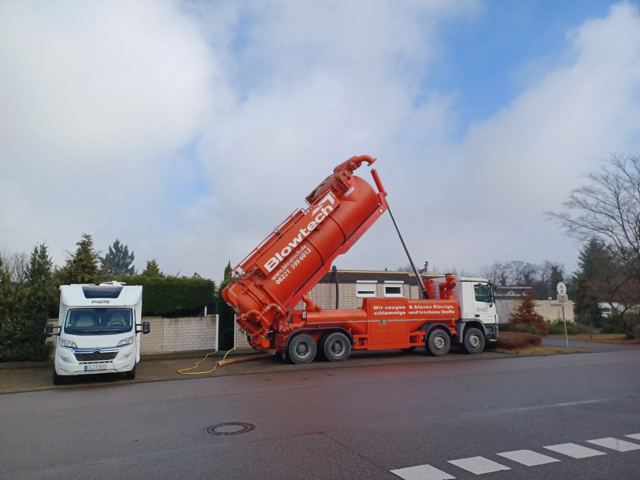 MERCEDES-BENZ Naaktgeboren Vacu-Press 8000 High-Lift V2A less km+hours! - Camion vidangeur: photos 4 MERCEDES-BENZ Naaktgeboren Vacu-Press 8000 High-Lift V2A less km+hours! - Camion vidangeur: photos 4
