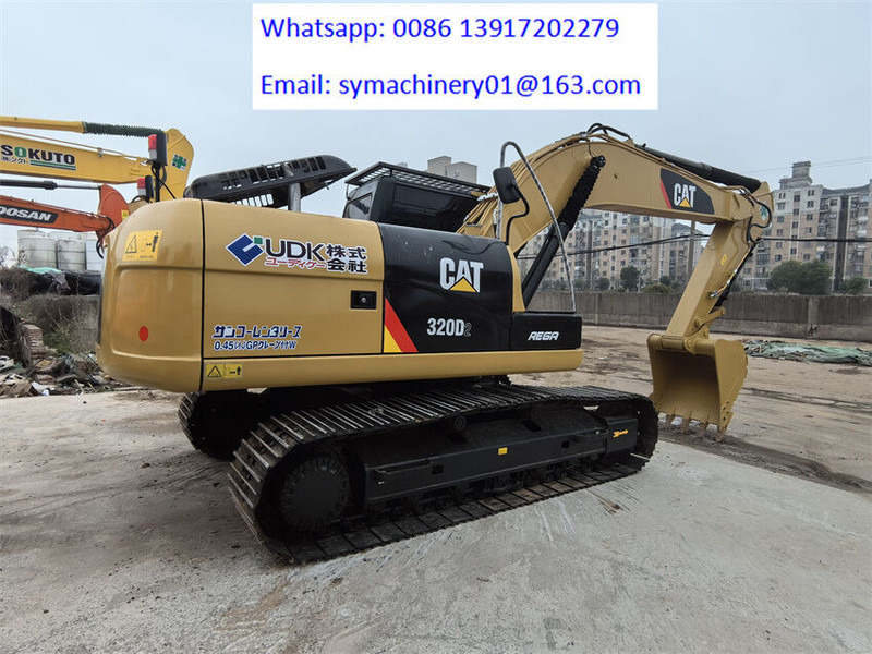 Caterpillar 320D2 - Pelle sur chenille: photos 2 Caterpillar 320D2 - Pelle sur chenille: photos 2