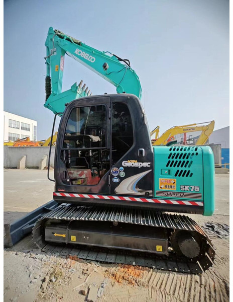 Kobelco SK75 - Mini pelle: photos 2 Kobelco SK75 - Mini pelle: photos 2