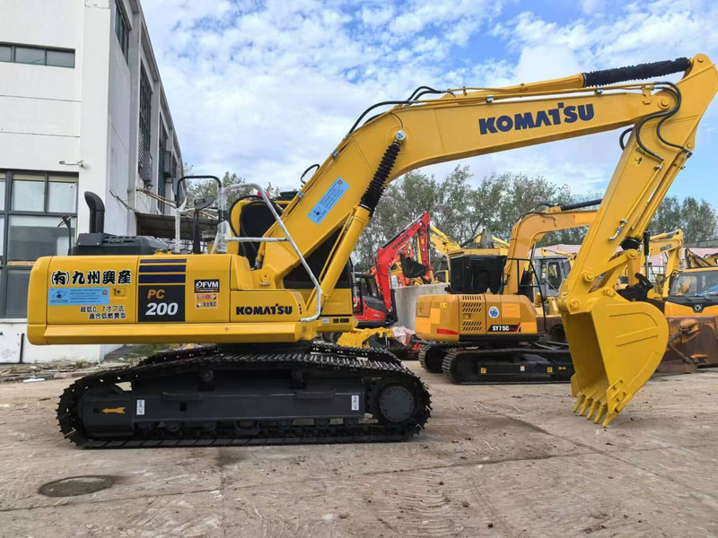 Komatsu PC200 PC220 - Pelle sur chenille: photos 4 Komatsu PC200 PC220 - Pelle sur chenille: photos 4