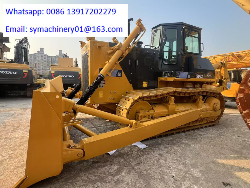 Shantui SD32 SD22 - Bulldozer: photos 3 Shantui SD32 SD22 - Bulldozer: photos 3