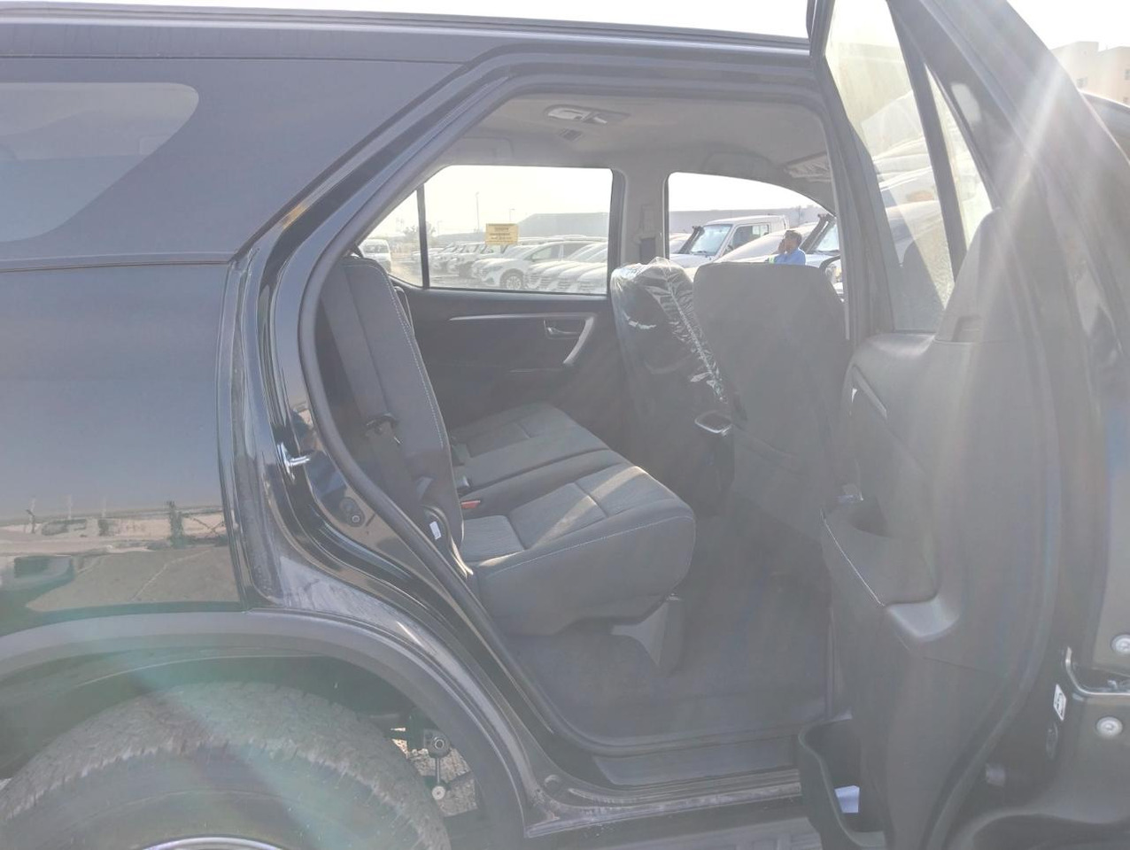 Voiture neuf TOYOTA 2.7L SR5: photos 8