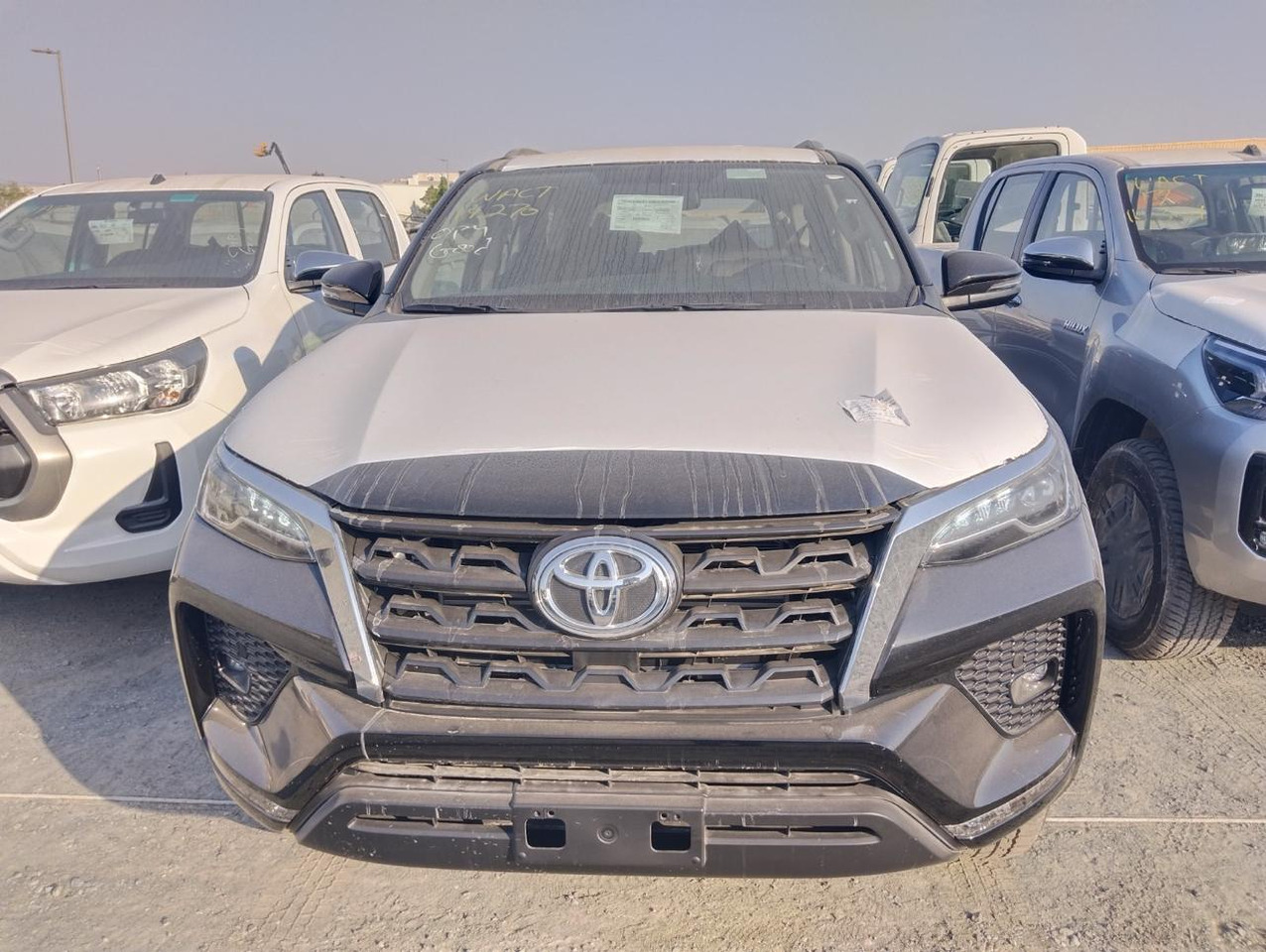 Voiture neuf TOYOTA 2.7L SR5: photos 13