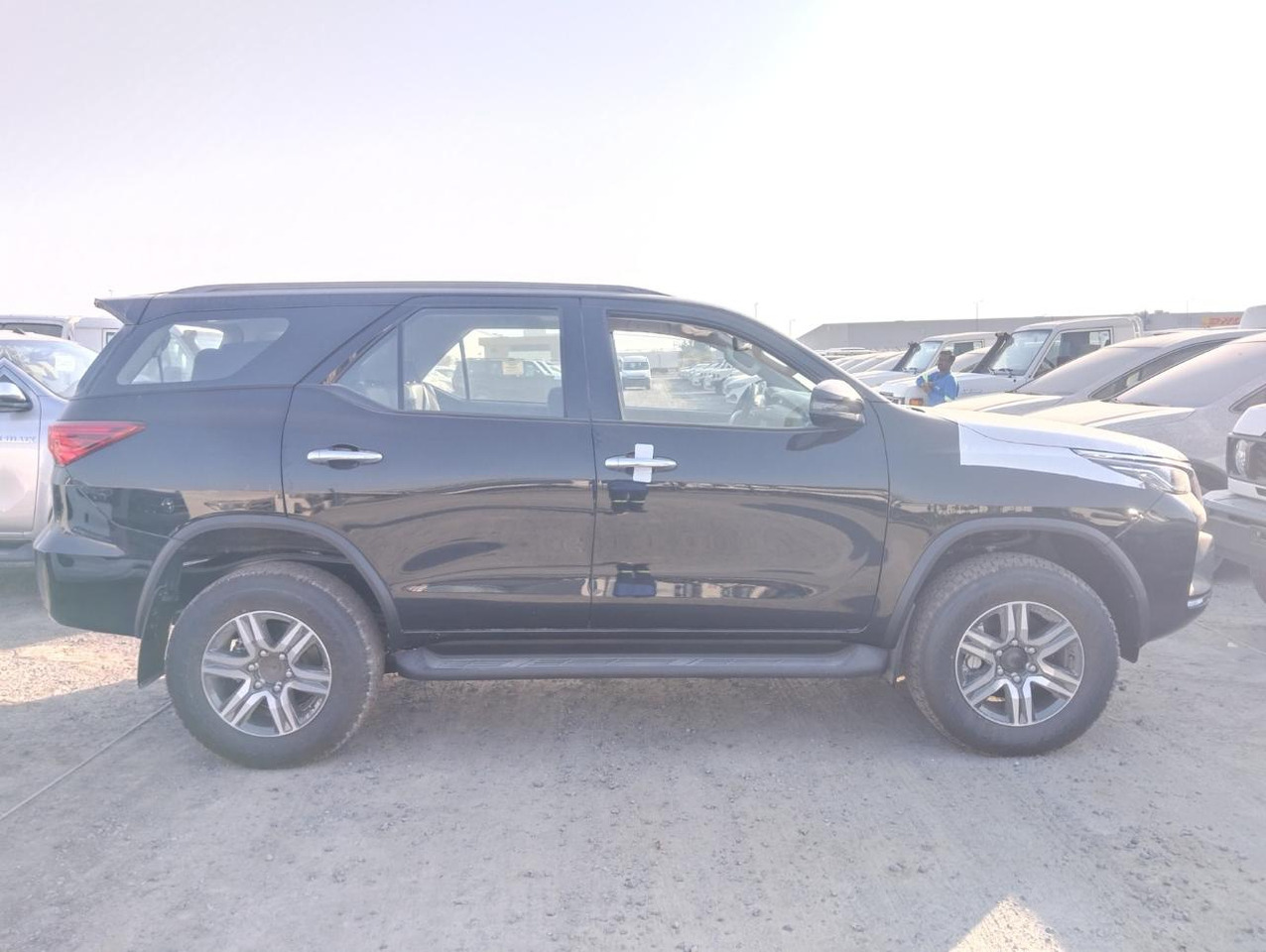 Voiture neuf TOYOTA 2.7L SR5: photos 11