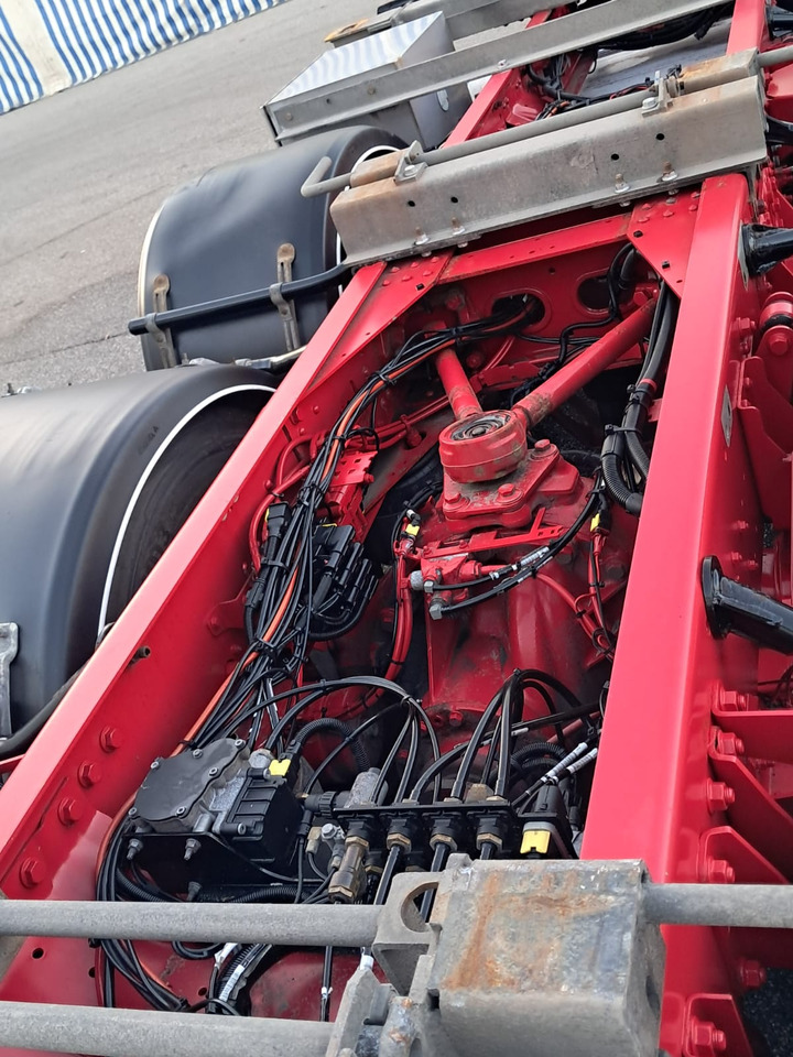 Camion porte-conteneur/ Caisse mobile DAF 530 FAN | Lift-Lenkachse | LBW | Retarder: photos 37 Camion porte-conteneur/ Caisse mobile DAF 530 FAN | Lift-Lenkachse | LBW | Retarder: photos 37