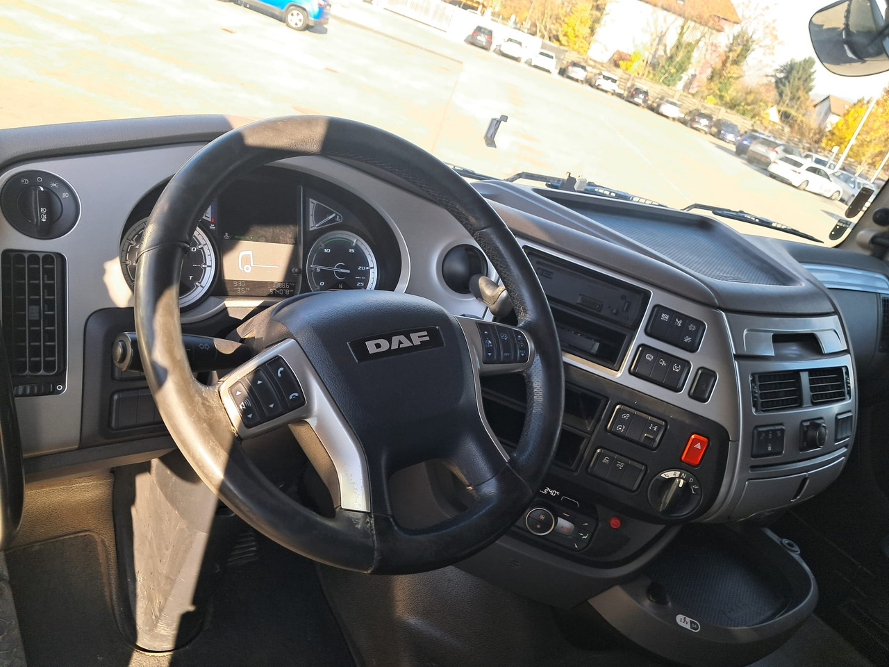 Camion porte-conteneur/ Caisse mobile DAF 530 FAN | Lift-Lenkachse | LBW | Retarder: photos 13 Camion porte-conteneur/ Caisse mobile DAF 530 FAN | Lift-Lenkachse | LBW | Retarder: photos 13