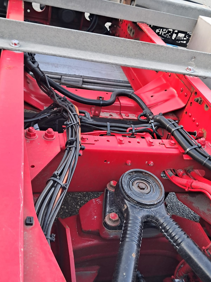 Camion porte-conteneur/ Caisse mobile DAF 530 FAN | Lift-Lenkachse | LBW | Retarder: photos 34 Camion porte-conteneur/ Caisse mobile DAF 530 FAN | Lift-Lenkachse | LBW | Retarder: photos 34