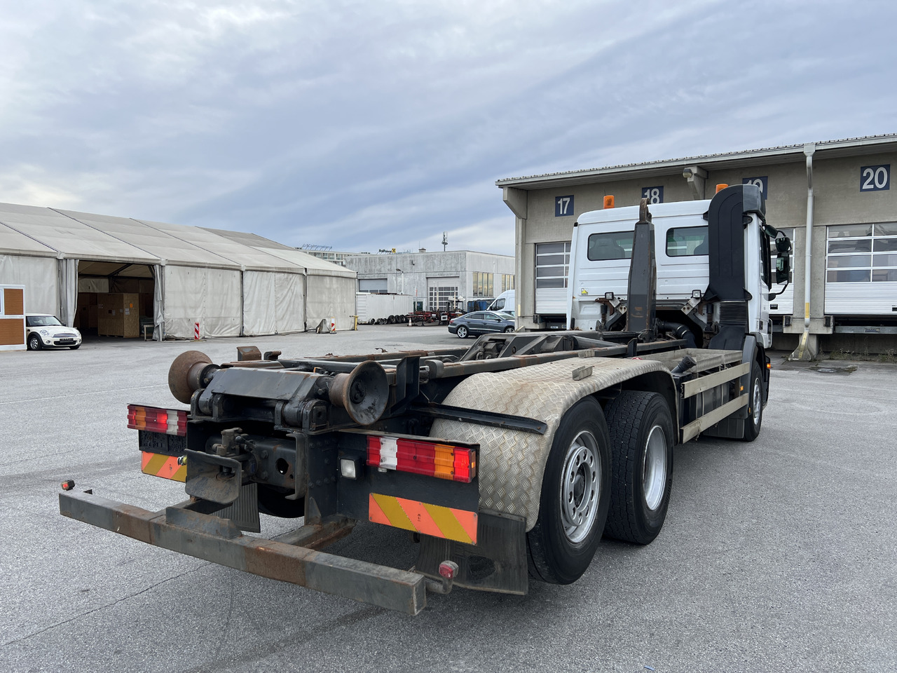 MERCEDES-BENZ Actros 25 41 | Retarder | Kupplung | Differenzial | Liftachse - Camion ampliroll: photos 4 MERCEDES-BENZ Actros 25 41 | Retarder | Kupplung | Differenzial | Liftachse - Camion ampliroll: photos 4