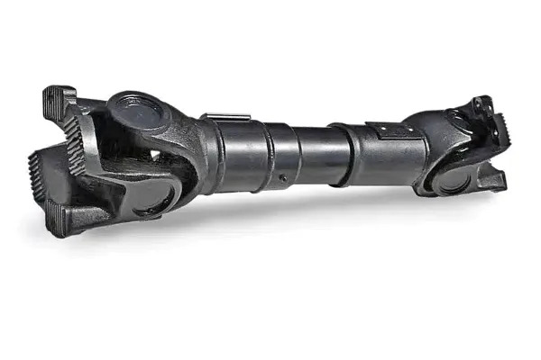 MAN - Arbre à cardan: photos 1 MAN - Arbre à cardan: photos 1