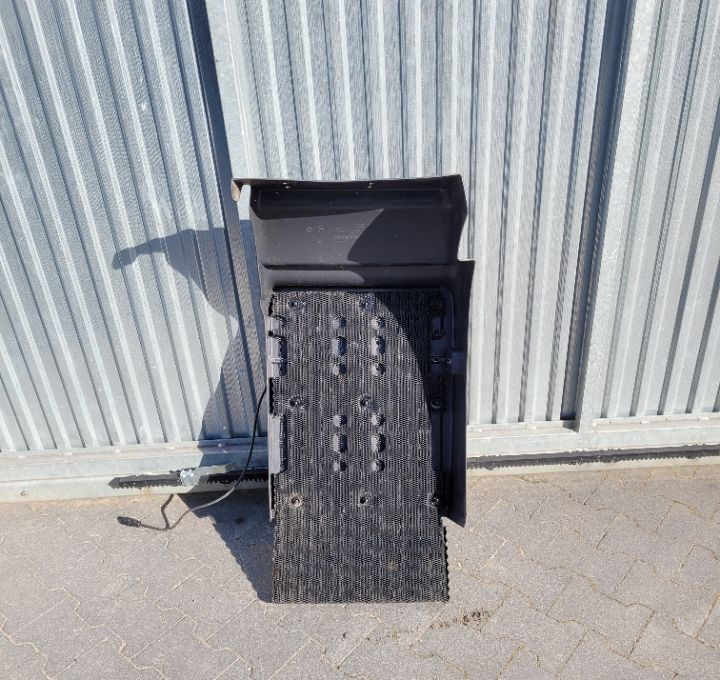 BLOTNIK MAN TGM LH NOWY ORYGINAL 81.61210-0521/0525 - Aile pour Camion: photos 2 BLOTNIK MAN TGM LH NOWY ORYGINAL 81.61210-0521/0525 - Aile pour Camion: photos 2