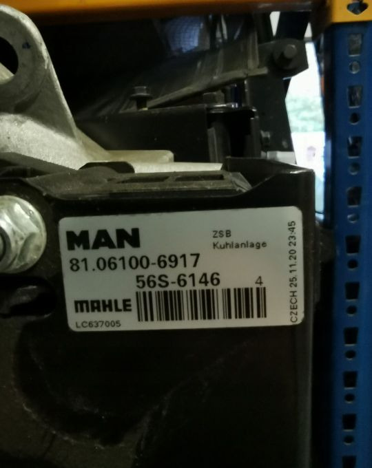 CHŁODNICE MAN TGS NEW MODEL 81.06100-6917 - Radiateur pour Camion: photos 4 CHŁODNICE MAN TGS NEW MODEL 81.06100-6917 - Radiateur pour Camion: photos 4