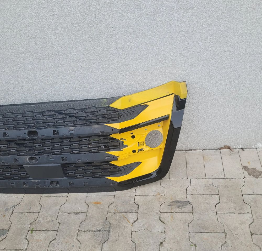 GRILL DAF XG ORYGINAŁ USZKODZONA 2311439 CHWALIM116 - Calandre pour Camion: photos 2 GRILL DAF XG ORYGINAŁ USZKODZONA 2311439 CHWALIM116 - Calandre pour Camion: photos 2