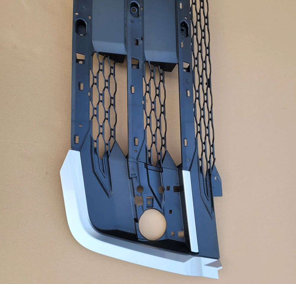 GRILL DAF XG XF NOWY MODEL ORYGINAŁ NOWY 2337609 - Calandre pour Camion: photos 1 GRILL DAF XG XF NOWY MODEL ORYGINAŁ NOWY 2337609 - Calandre pour Camion: photos 1