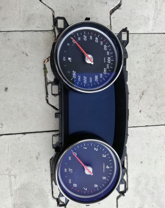 LICZNIK MERCEDES E KLASA W213 - Panel de instrumentos pour Voiture: photos 1 LICZNIK MERCEDES E KLASA W213 - Panel de instrumentos pour Voiture: photos 1
