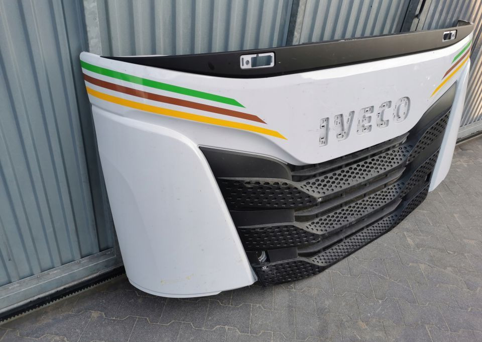 MASKA ATRAPA IVECO S WAY NOWY MODEL - Capot pour Camion: photos 3 MASKA ATRAPA IVECO S WAY NOWY MODEL - Capot pour Camion: photos 3