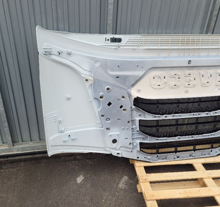 MASKA ATRAPA IVECO S WAY ORYGINAL NM. - Capot pour Camion: photos 5 MASKA ATRAPA IVECO S WAY ORYGINAL NM. - Capot pour Camion: photos 5