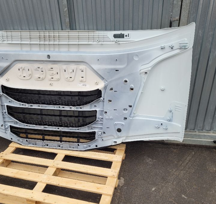 MASKA ATRAPA IVECO S WAY ORYGINAL NM. - Capot pour Camion: photos 4 MASKA ATRAPA IVECO S WAY ORYGINAL NM. - Capot pour Camion: photos 4