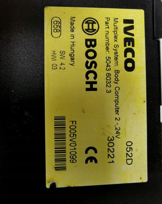 Moduł komputer multiplex IVECO STRALIS 504 360 323 - Bloc de gestion pour Camion: photos 2 Moduł komputer multiplex IVECO STRALIS 504 360 323 - Bloc de gestion pour Camion: photos 2