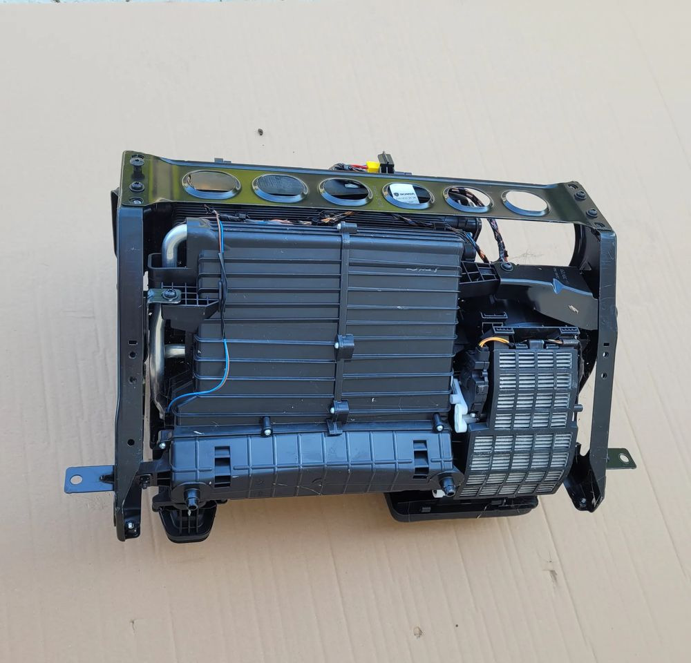 NAGRZEWNICA SCANIA R NGT NM. 2662616 - Chauffage/ Ventilation pour Camion: photos 4 NAGRZEWNICA SCANIA R NGT NM. 2662616 - Chauffage/ Ventilation pour Camion: photos 4