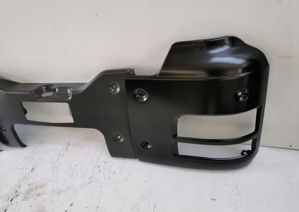 POSZYCIA ZDERZAK MAN TGS TGA WASKI - Pare-chocs pour Camion: photos 2 POSZYCIA ZDERZAK MAN TGS TGA WASKI - Pare-chocs pour Camion: photos 2