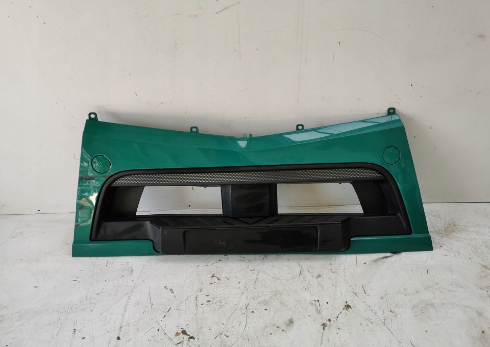 ŚRODEK ZDERZAKA MERCEDES ACTROS MP4 - Pare-chocs pour Camion: photos 1 ŚRODEK ZDERZAKA MERCEDES ACTROS MP4 - Pare-chocs pour Camion: photos 1