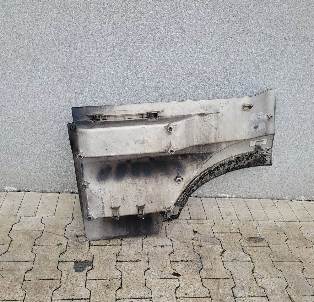 STOPNICA MERCEDES ACTROS MP4 RH ORYGINAŁ A9616665103 CHWALIM116 - Marchepied pour Camion: photos 2 STOPNICA MERCEDES ACTROS MP4 RH ORYGINAŁ A9616665103 CHWALIM116 - Marchepied pour Camion: photos 2