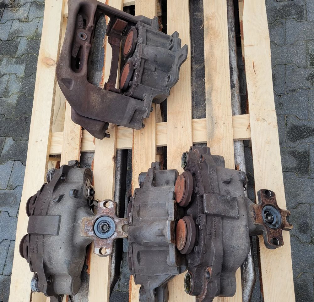 ZACISK MERITOR VOLVO FH4 ORYGINAŁ CENA ZA 1SZT CHWALIM116 - Étrier de frein pour Camion: photos 1 ZACISK MERITOR VOLVO FH4 ORYGINAŁ CENA ZA 1SZT CHWALIM116 - Étrier de frein pour Camion: photos 1
