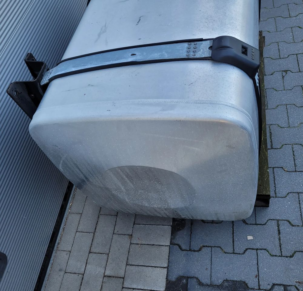 ZBIORNIK PALIWA MAN TGX 580 LIFT 81.12201-5967 CHWALIM116 - Réservoir de carburant pour Camion: photos 3 ZBIORNIK PALIWA MAN TGX 580 LIFT 81.12201-5967 CHWALIM116 - Réservoir de carburant pour Camion: photos 3