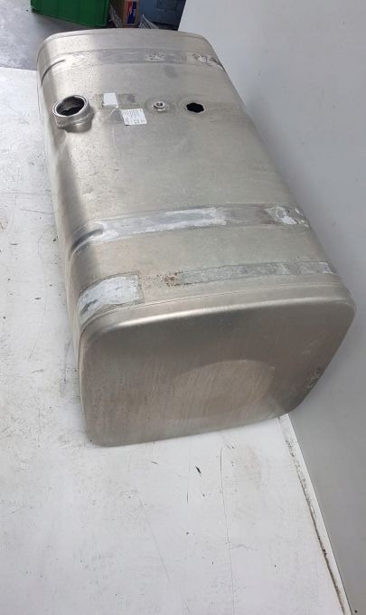 ZBIORNIK PALIWA MAN TGX TGS 490L LIFT NOWY TYP - Réservoir de carburant pour Camion: photos 2 ZBIORNIK PALIWA MAN TGX TGS 490L LIFT NOWY TYP - Réservoir de carburant pour Camion: photos 2